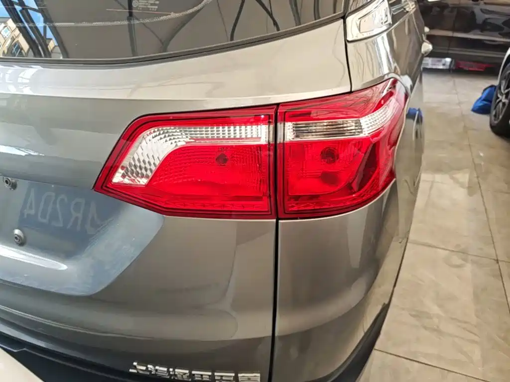 Wuling Motors Wuling Hongguang S3 2019 2019 1.5T Manual Luxury Model China VI