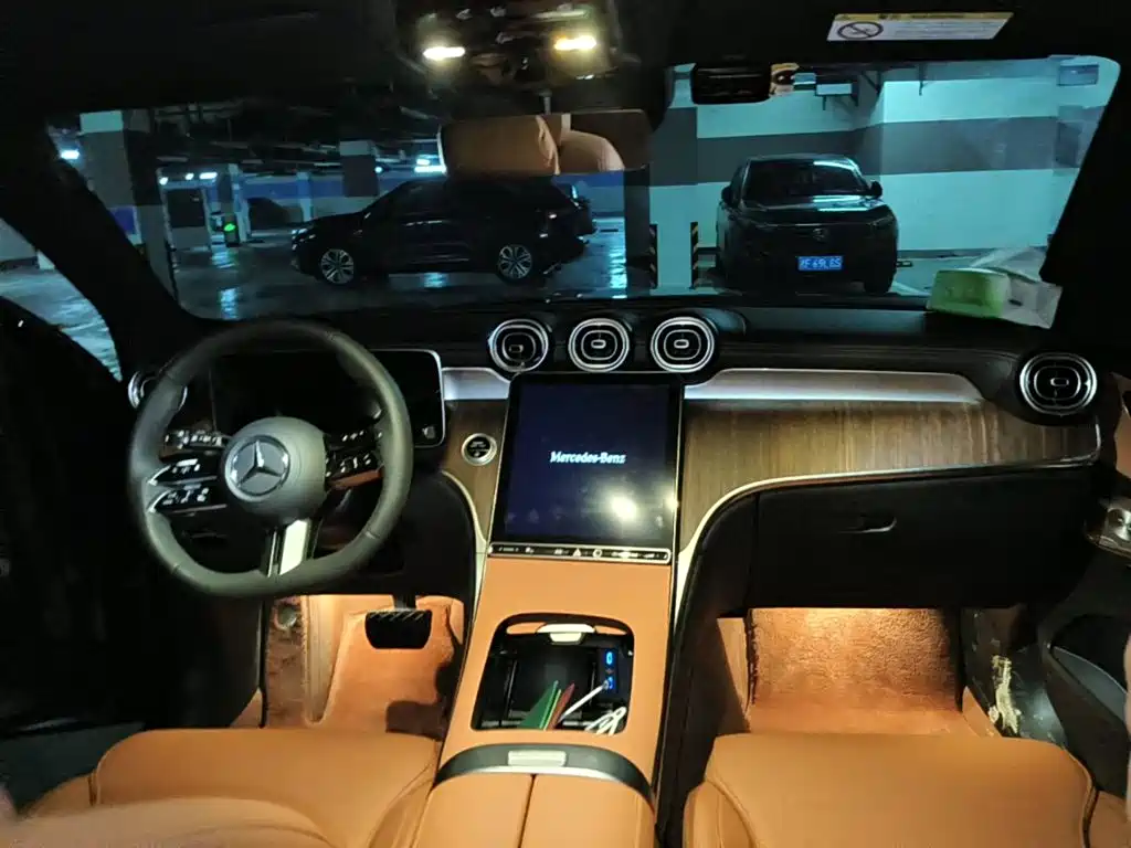 Фото 11 - Mercedes-Benz GLC