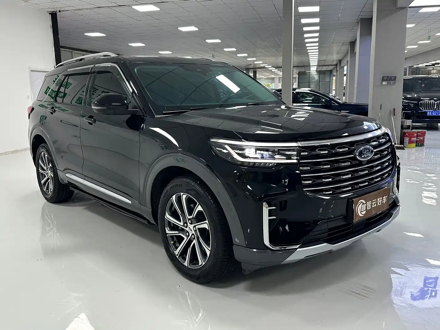 Ford Explorer 2024 2023 EcoBoost 285 AWD Trend Plus Edition 7-Seater