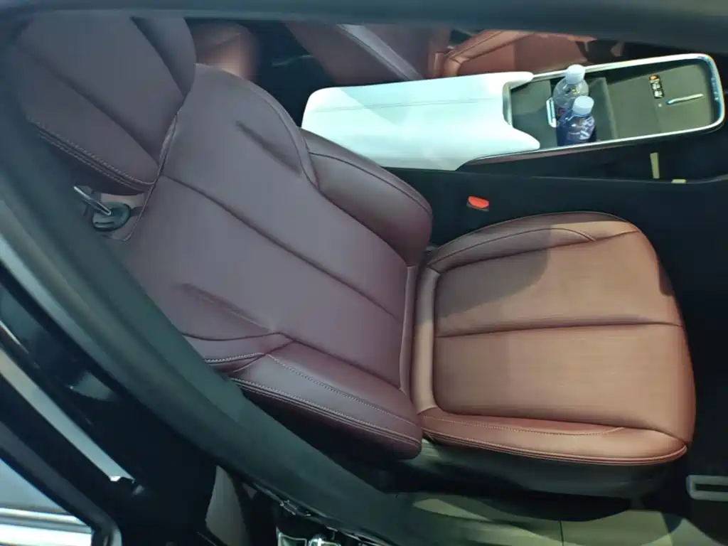 Фото 25 - Buick LaCrosse