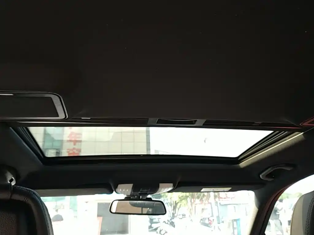 Mercedes-Benz E-Class 2015 Facelift E 200 L фото 18