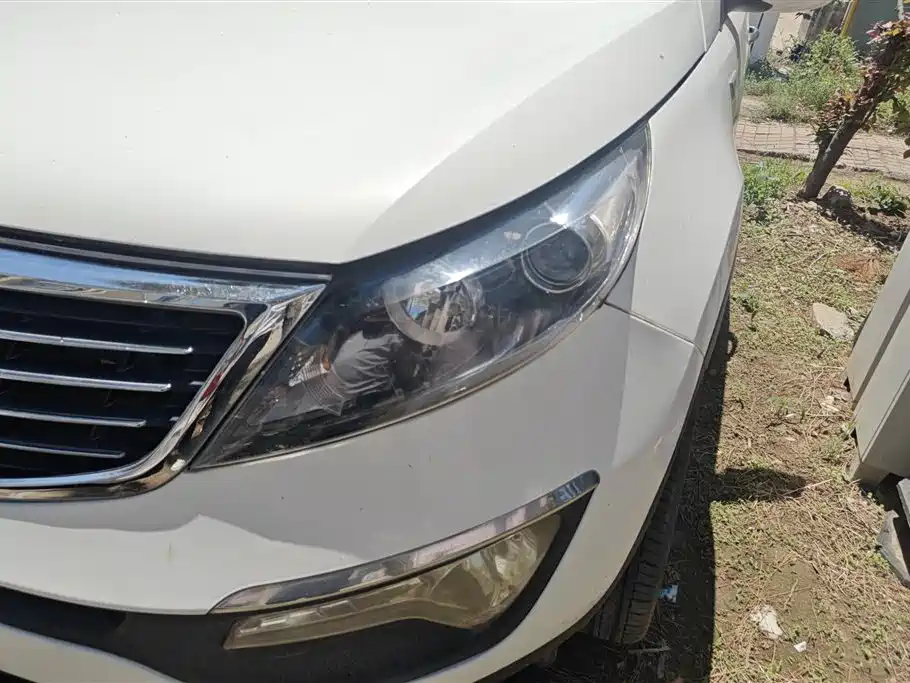 Kia Sportage 2012 2.0L Automatic 2WD NAVI Edition фото 5