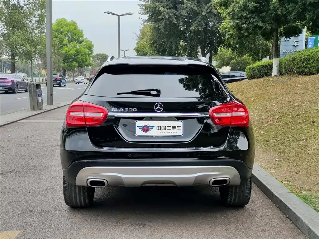 Mercedes-Benz GLA 2016 GLA 200 Dynamic фото 5