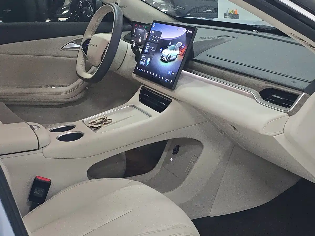 Dongfeng Fengxing Stellar S7 2024 2024 555 Luxury Edition