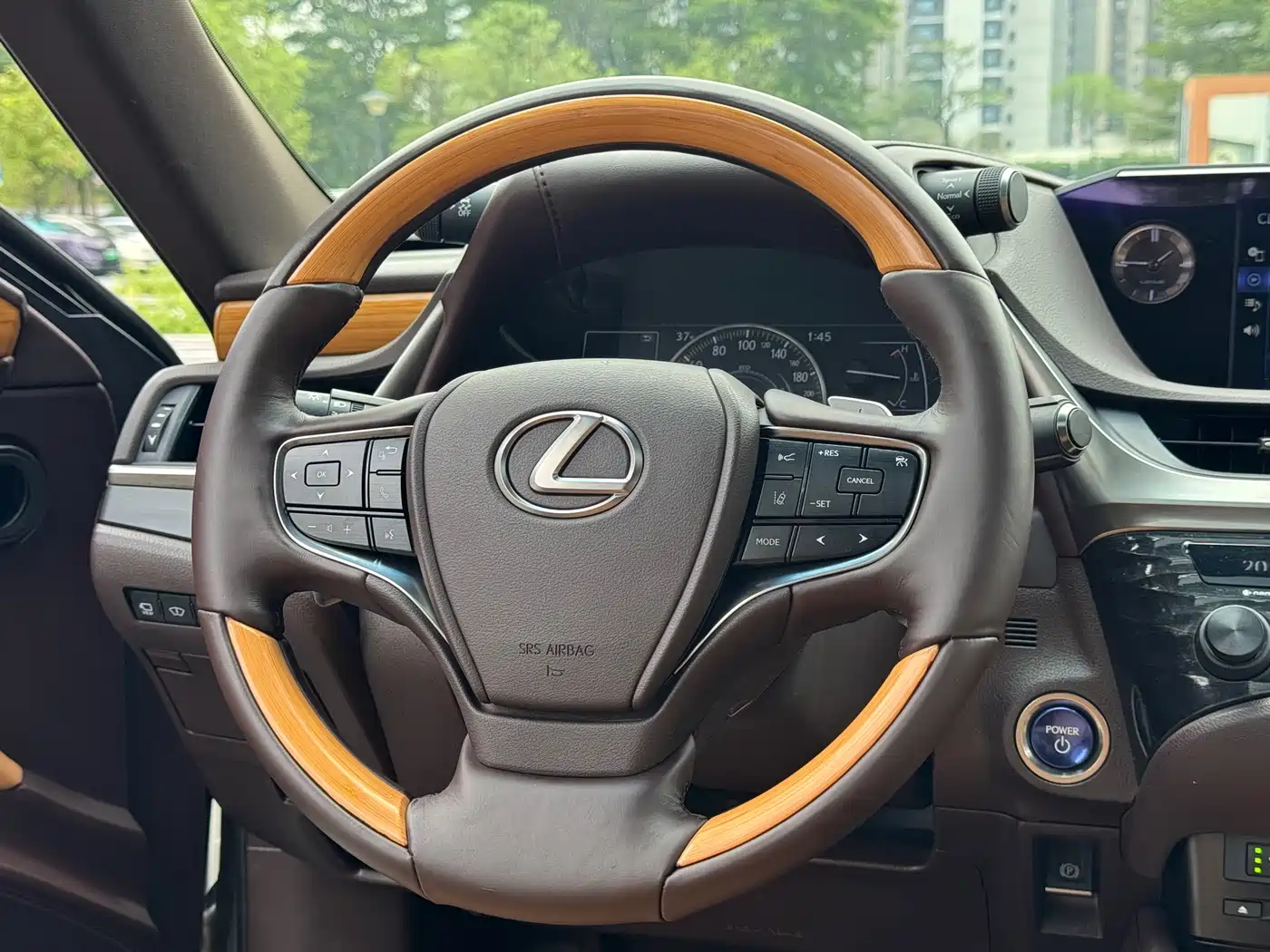 Lexus ES 2018 300h Executive Edition China V фото 9