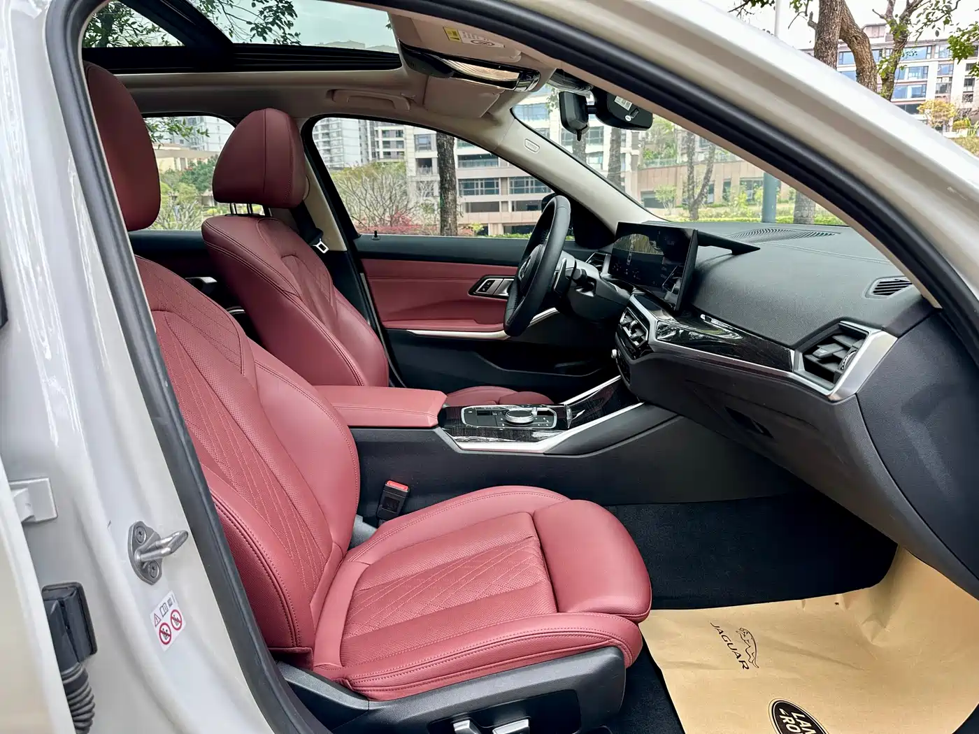 BMW 3 Series 2023 325Li M Sport Package фото 14