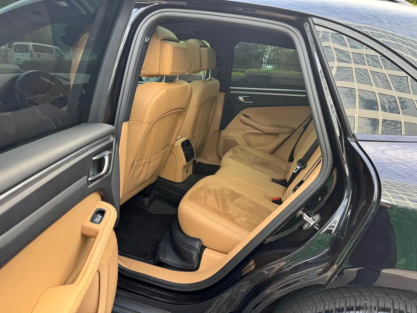 Porsche Macan 2017 Macan 2.0T фото 10