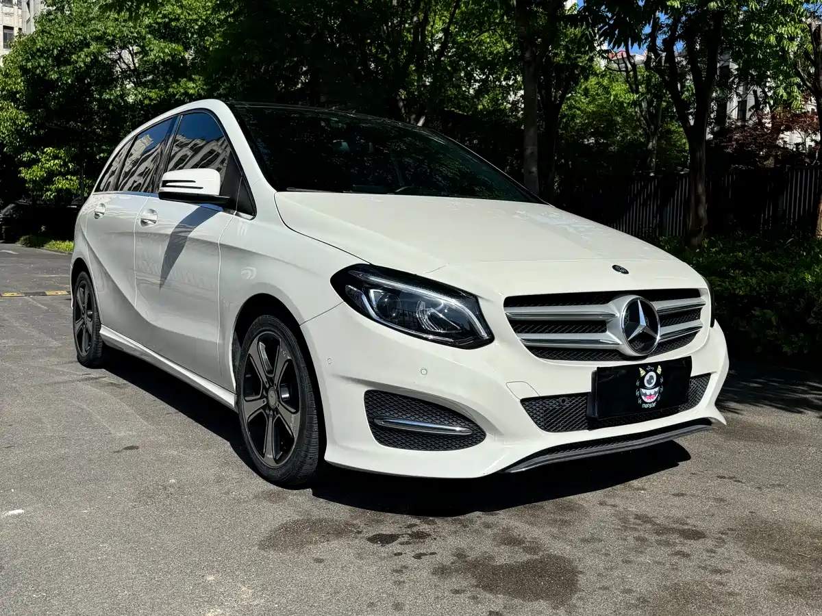 Mercedes-Benz B-Class 2017 B 200 Dynamic фото 3