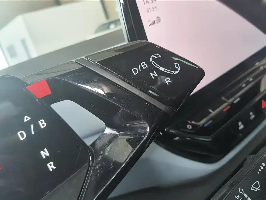 Volkswagen ID.4 X 2024 Pure Intelligent Edition фото 16