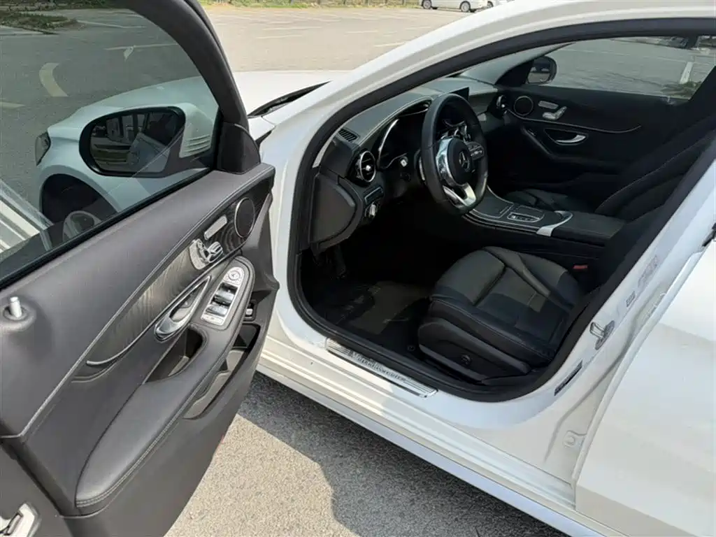 Mercedes-Benz C-Class 2020 Facelift C 260 L Sport фото 20