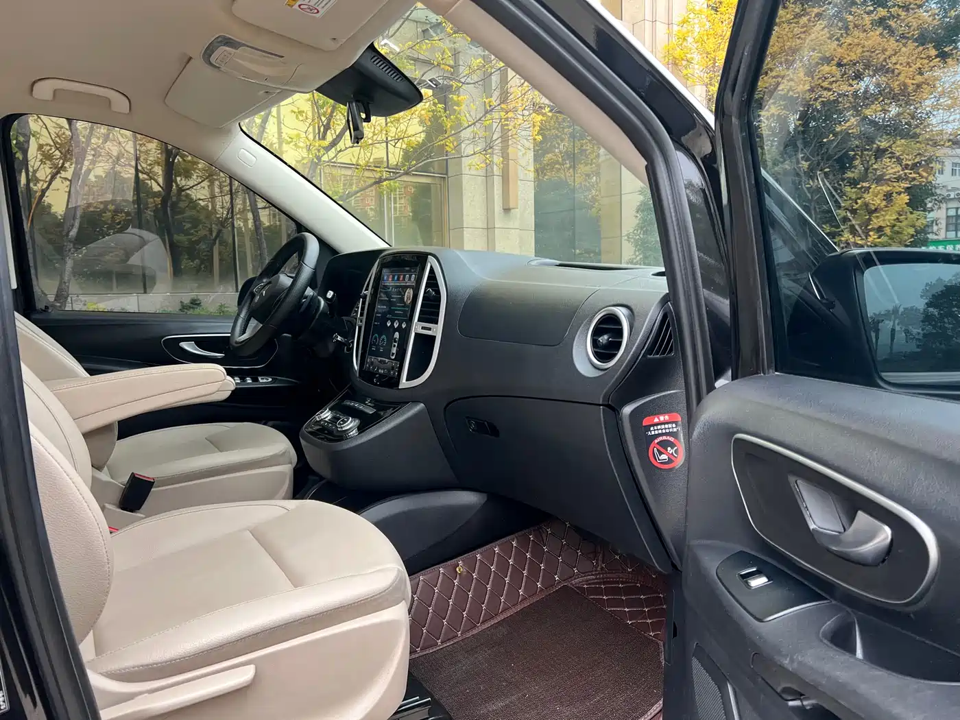 Mercedes-Benz Vito 2018 2.0T Business China V фото 25