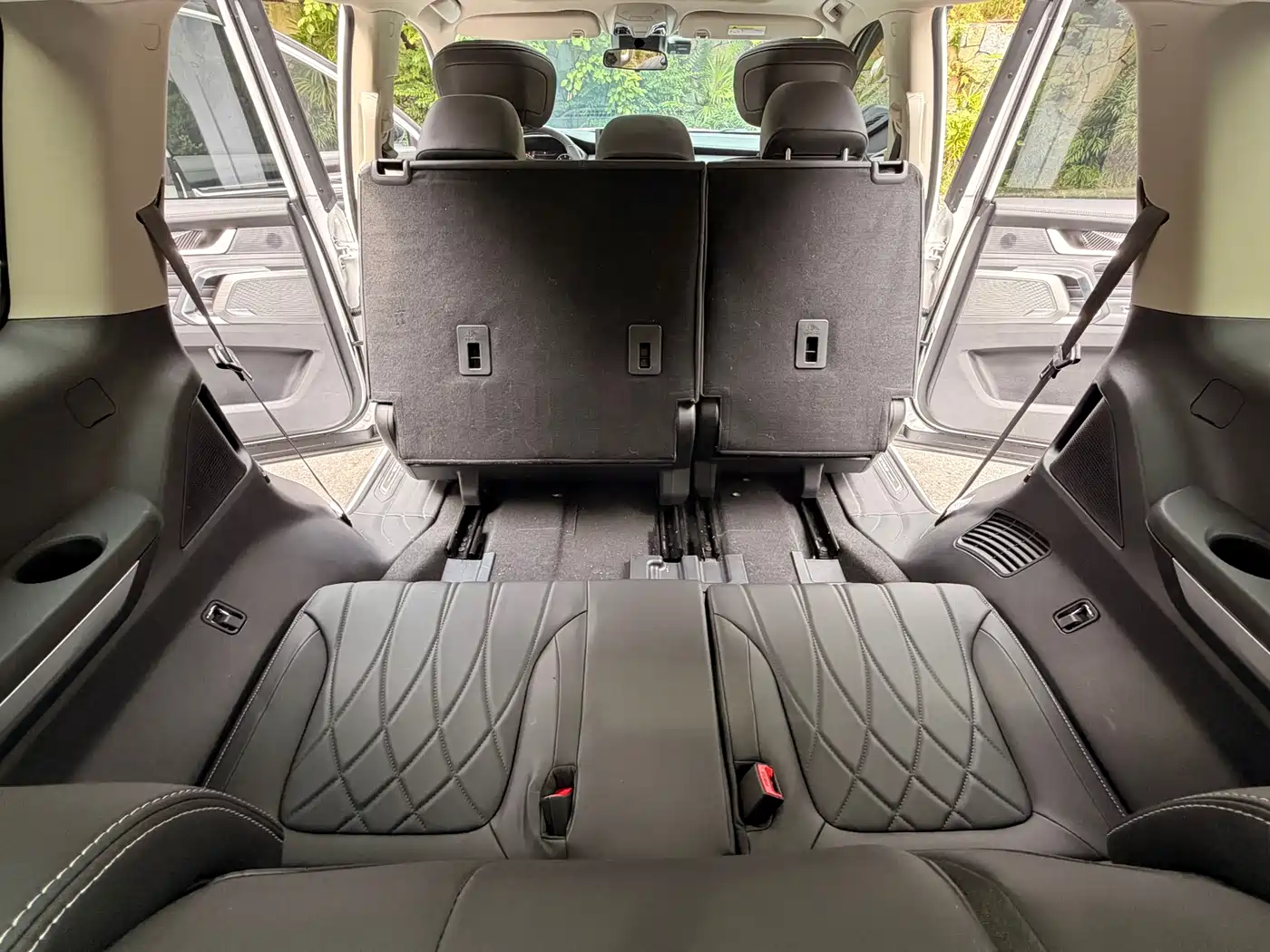 SAIC Maxus Territory 2023 2.0T Overland Flagship 7-Seater фото 48