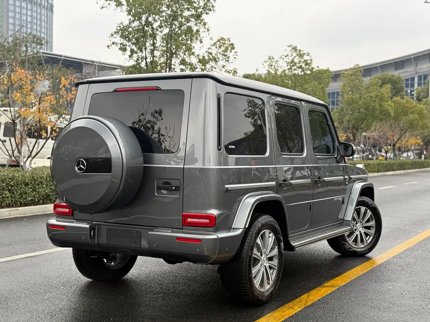 Mercedes-Benz G-Class 2024 G 500 фото 15