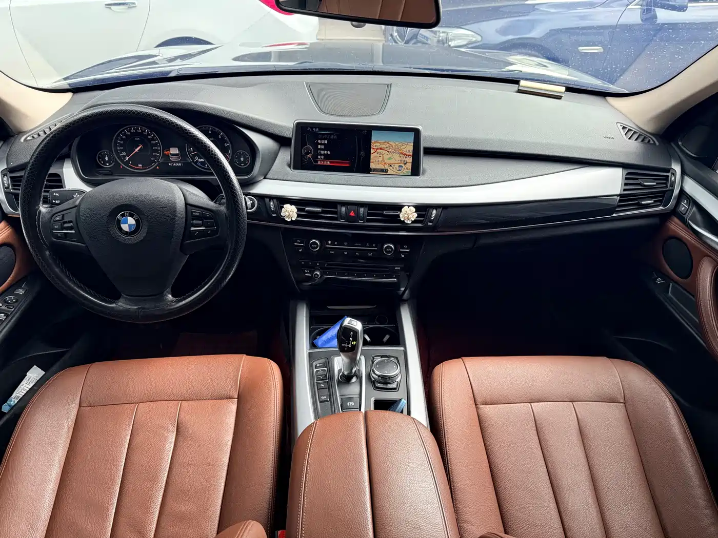BMW X5 (Import) 2017 xDrive35i Leading Edition фото 7