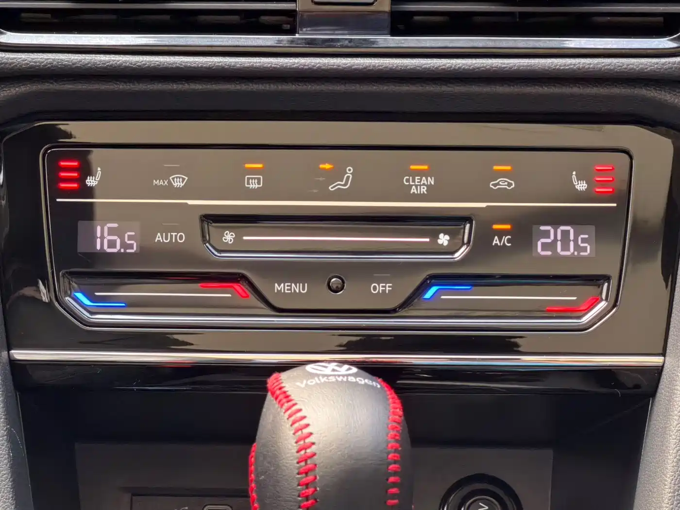 Volkswagen Tharu 2022 280TSI FWD Luxury Edition фото 18
