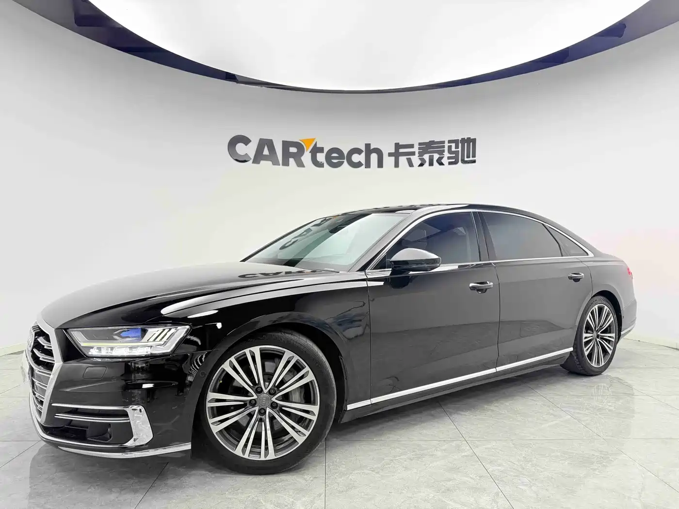 Photo 1 - Audi A8