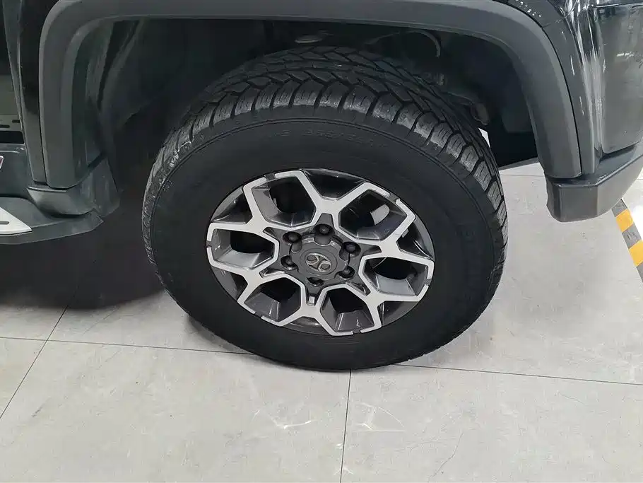 BAIC ORV Beijing Offroad BJ40 2019 PLUS 2.3T Automatic 4WD Luxury Edition China VI фото 6