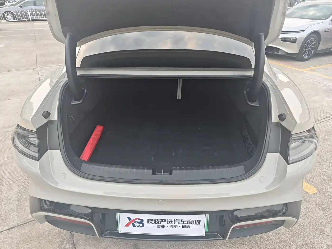 XIAOMI CAR XIAOMI SU7