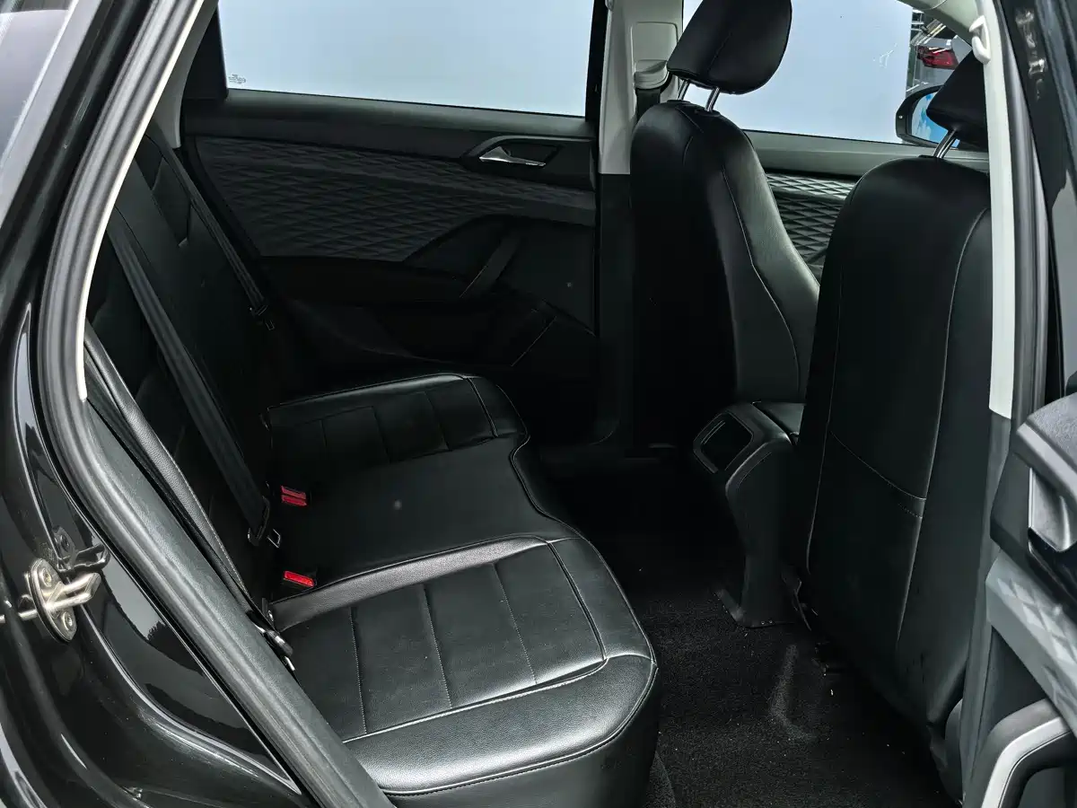 Volkswagen Tharu 2021 Model 280TSI 2WD Trend Edition фото 21