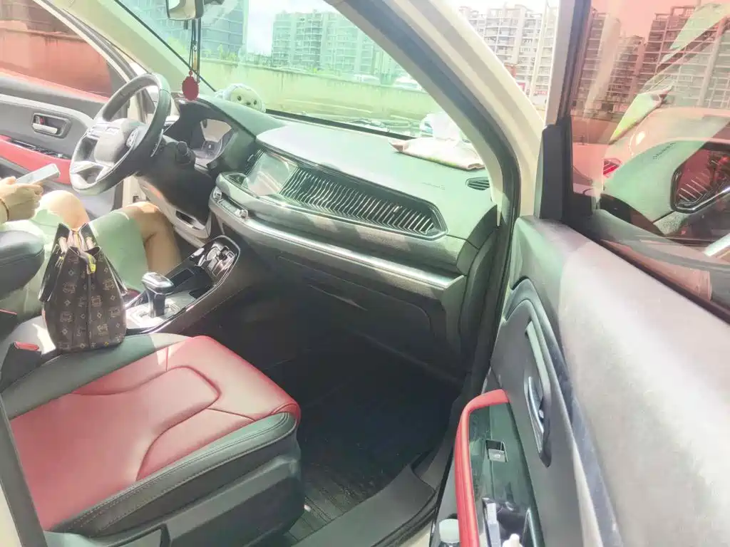 Haval H2s 2018 2018 Red Label 1.5T DCT Luxury Model