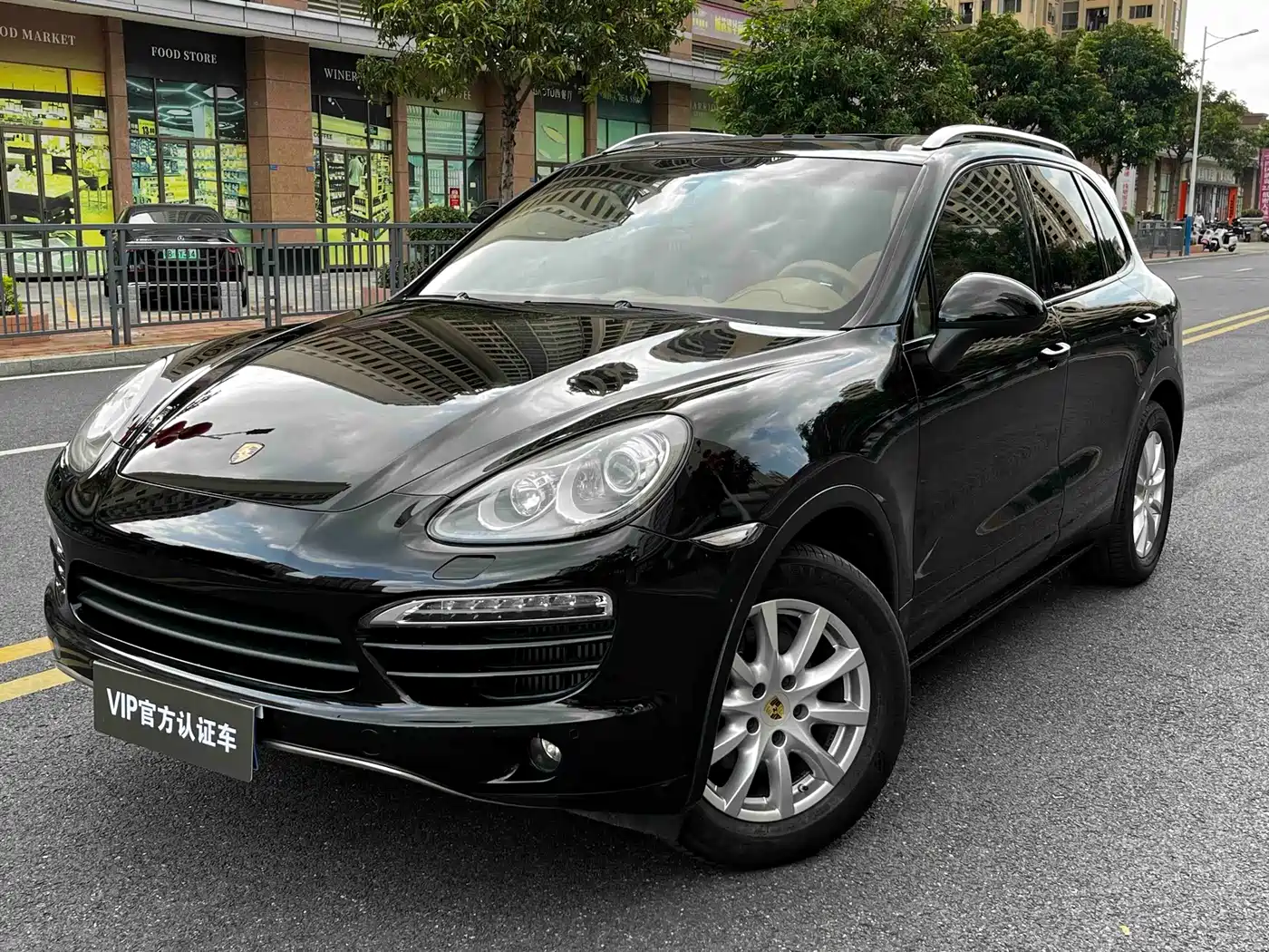 Фото 1 - Porsche Cayenne