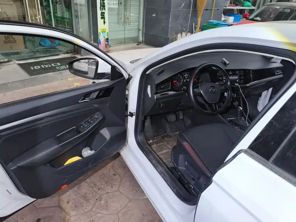 Volkswagen Bora 2020 1.5L Automatic Comfort фото 12