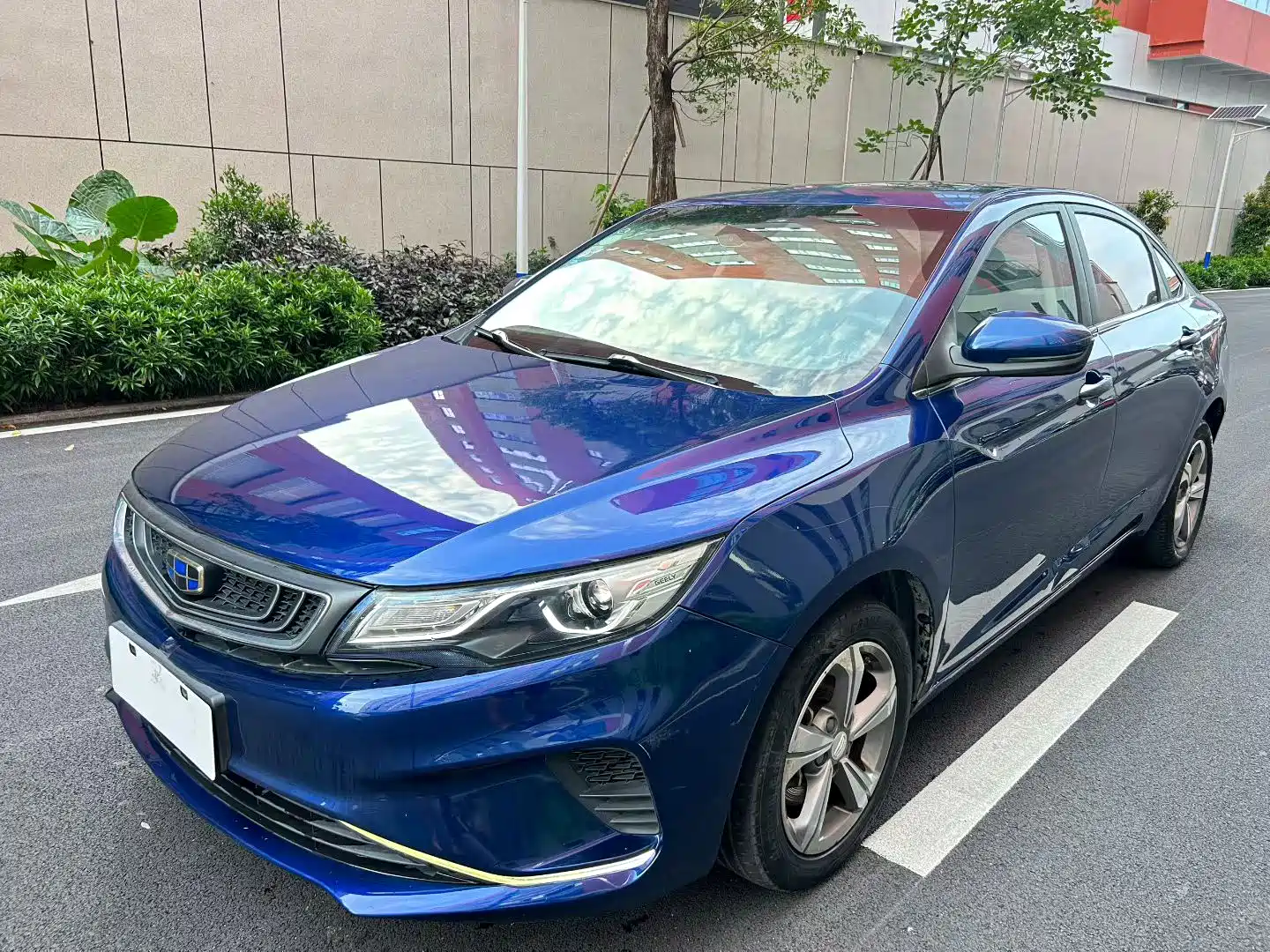 Фото 1 - Geely Emgrand GL