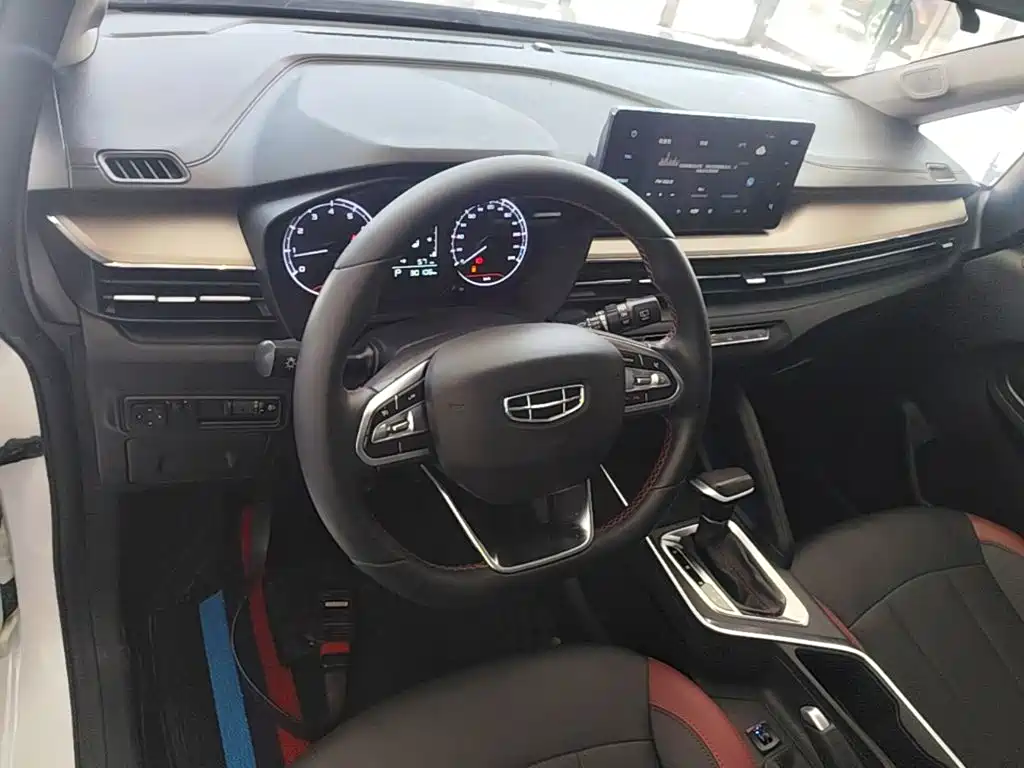 Photo 10 - Geely Vision X3