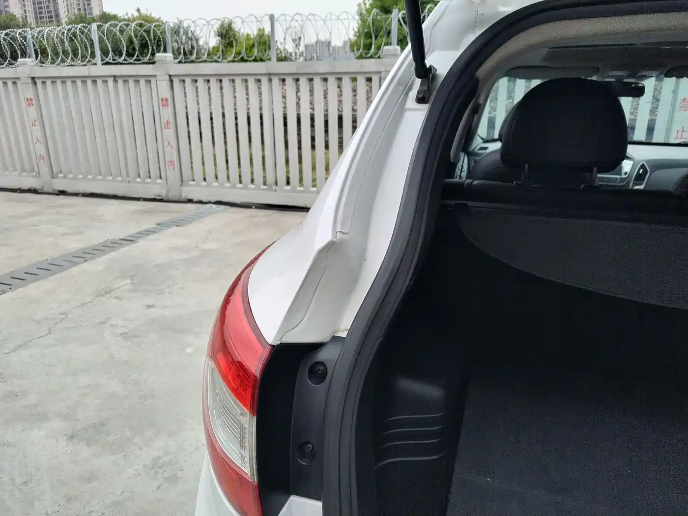 Hyundai Beijing Hyundai ix35 2013 2.0L Auto 2WD Smart GLS China IV фото 10