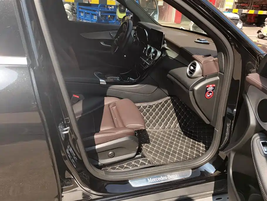 Mercedes-Benz GLC 2022 Facelift III GLC 260 L 4MATIC Dynamic фото 8