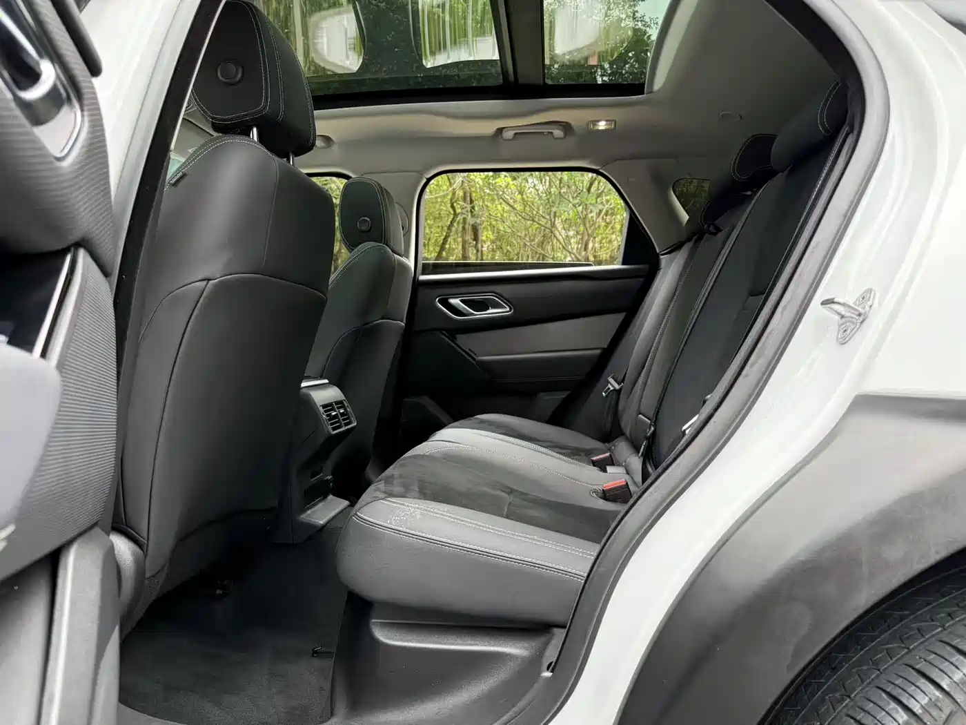 Land Rover Range Rover Velar 2021 P250 фото 14