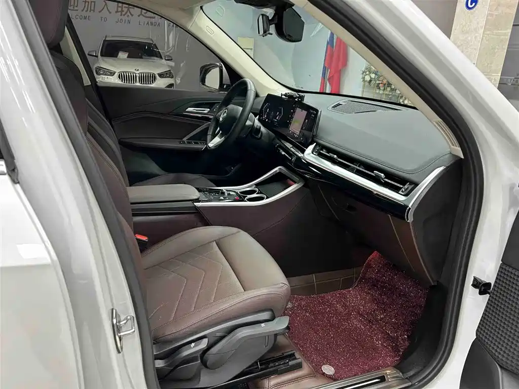 BMW X1 2024 sDrive20Li X Design Package фото 13