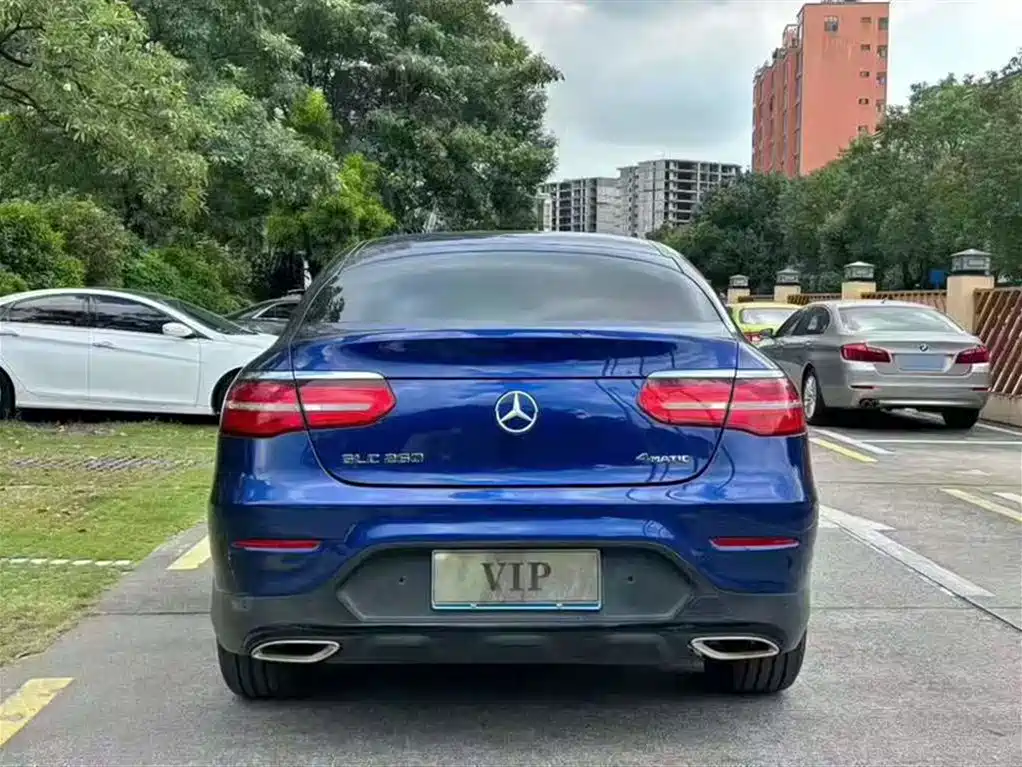 Mercedes-Benz GLC Coupe 2017 GLC 260 4MATIC Coupe SUV фото 10