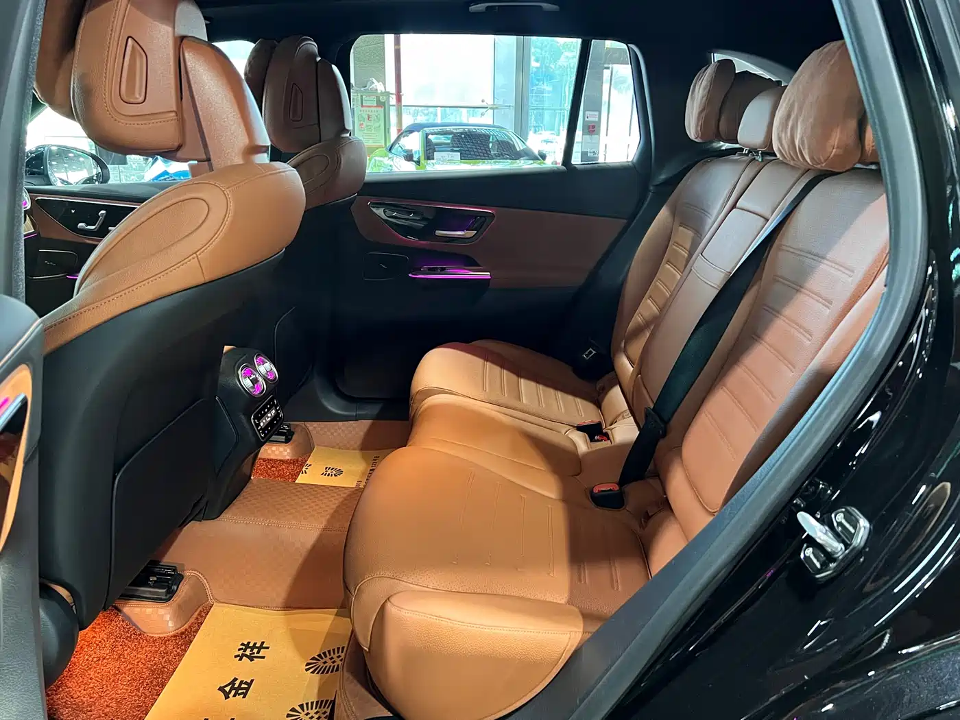 Mercedes-Benz GLC 2024 GLC 300 L 4MATIC Dynamic 5-seater фото 10