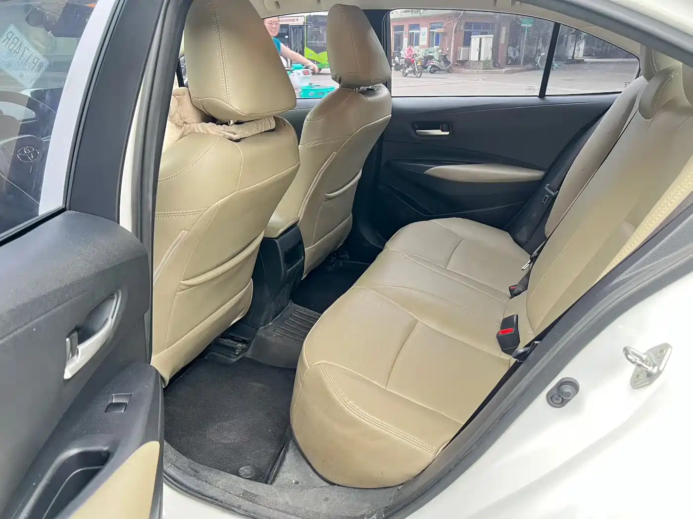 Toyota Corolla 2021 1.2T S-CVT Pioneer PLUS Edition фото 5
