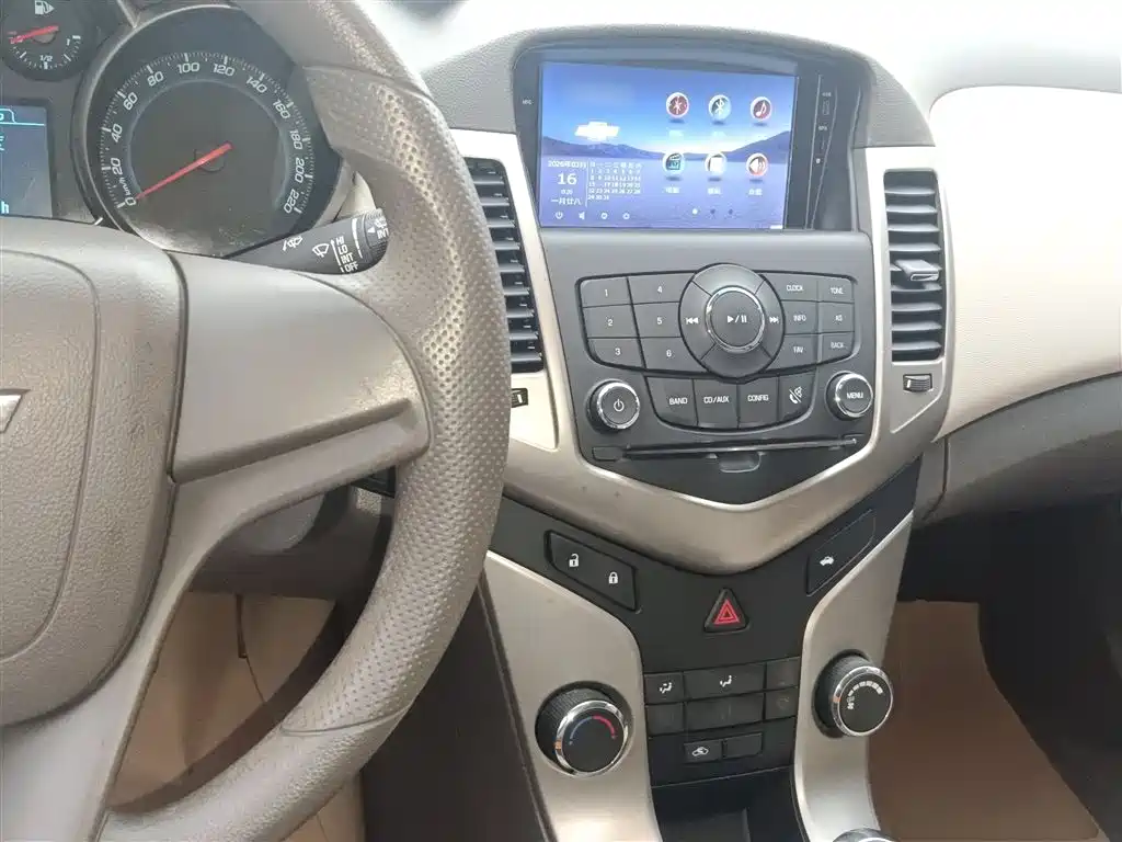 Chevrolet Cruze 2015 1.5L Classic SL MT фото 3