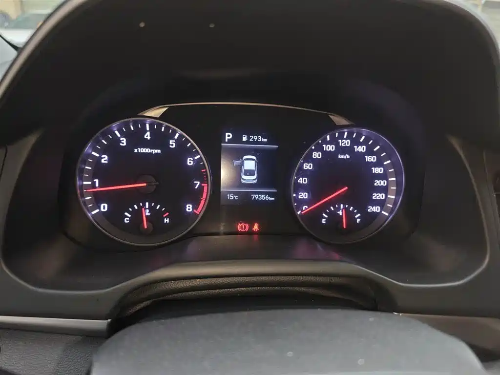 Hyundai Elantra 2019 1.5L CVT Smart Elite фото 12