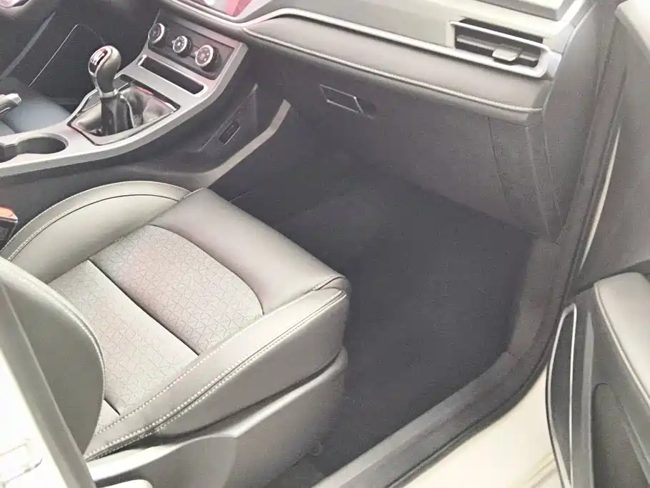 Photo 8 - Geely Emgrand