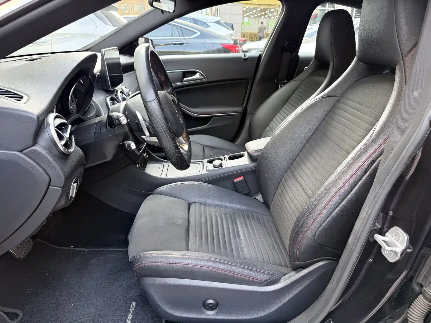 Mercedes-Benz CLA (Import) 2015 CLA 220 4MATIC фото 6