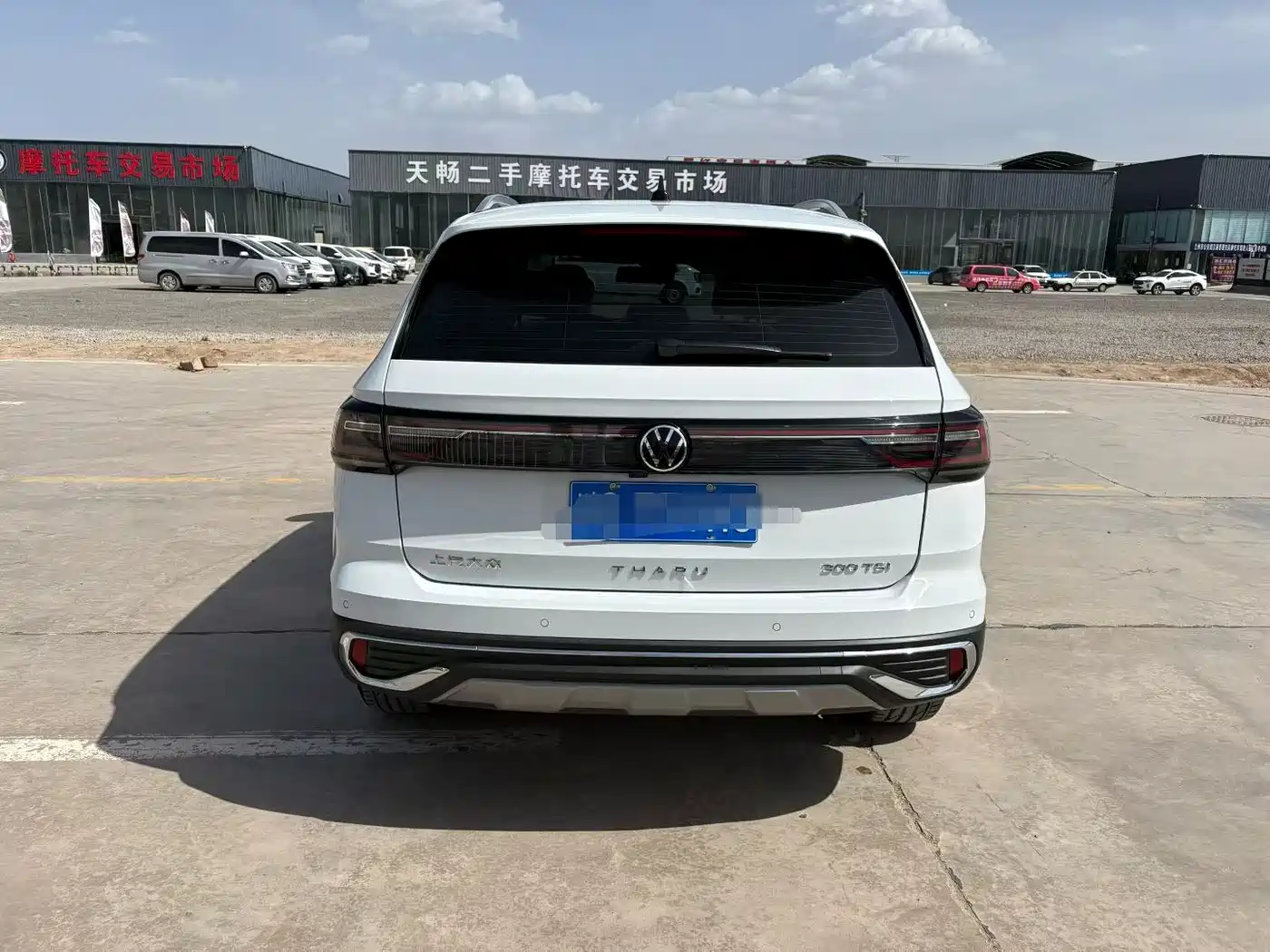 Volkswagen Tharu 2024 300TSI 2WD Full Moon Edition фото 5