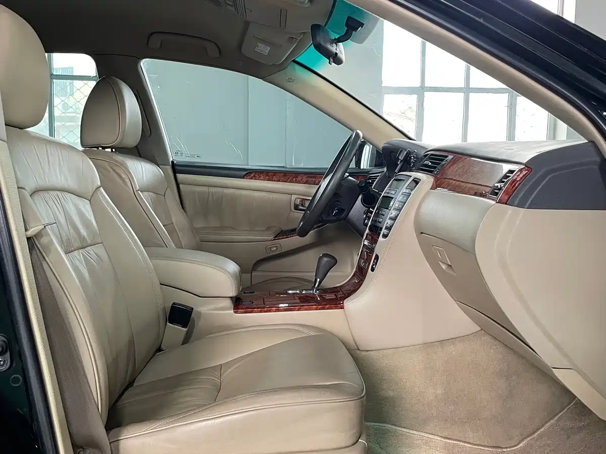 Toyota Crown 2007 2.5L Royal Leather Edition фото 17