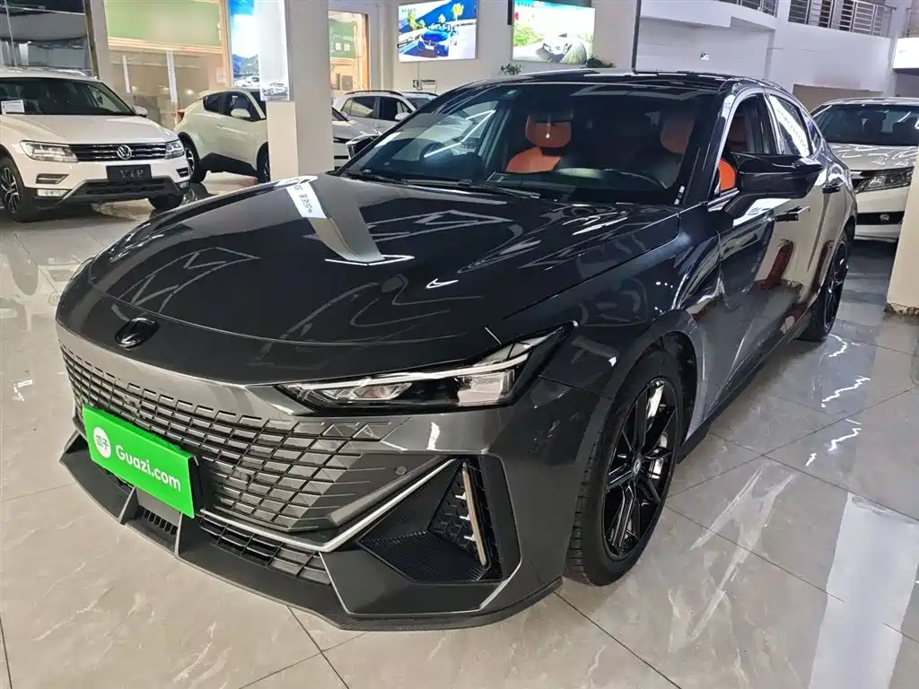 Changan UNI-V 2022 1.5T Premium Model