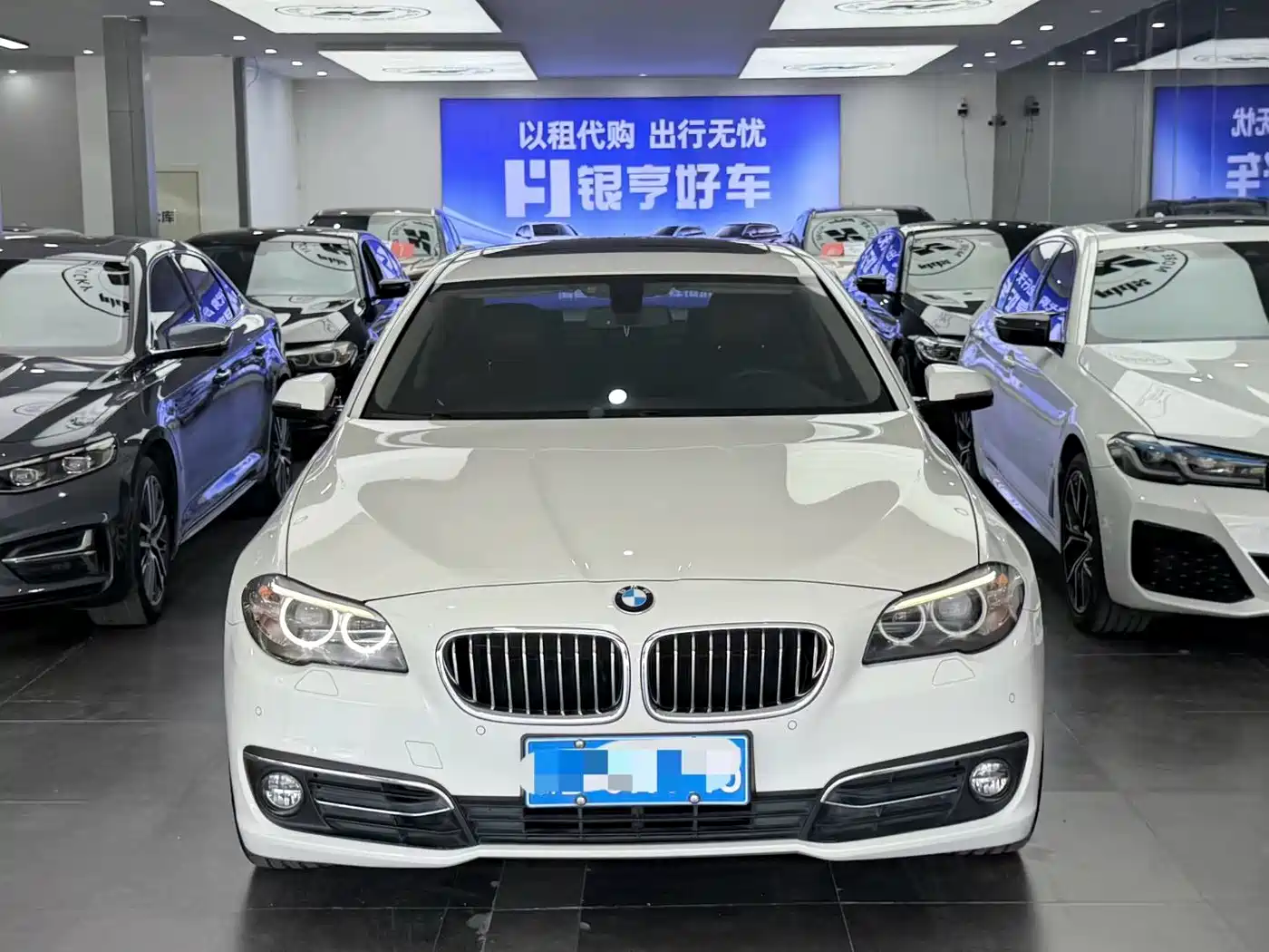 BMW 5 Series 2014 525Li Luxury Design Package фото 2