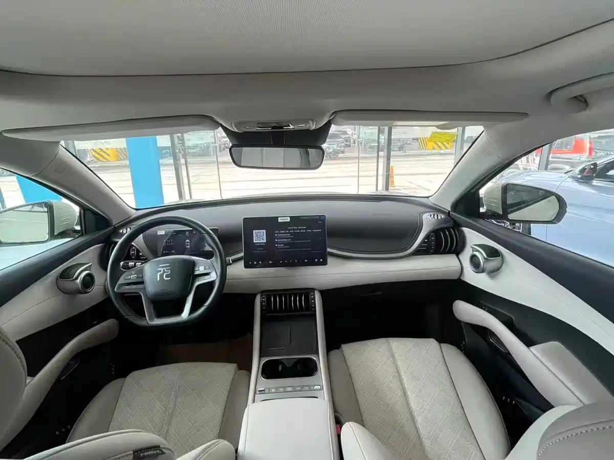 BYD Yuan PLUS 2025 Smart Drive 510KM Surpass Edition фото 10