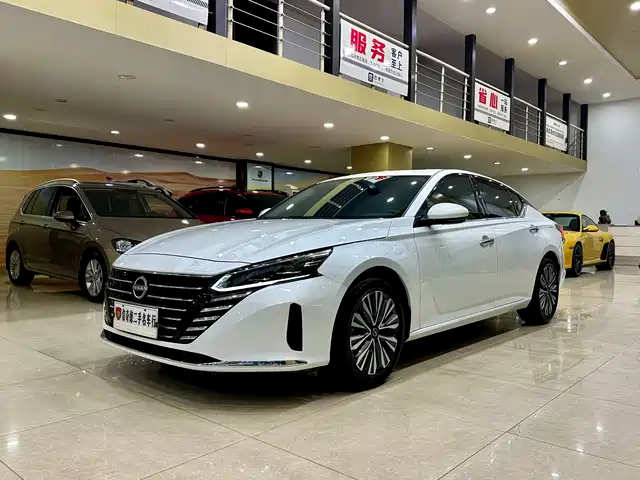 NISSAN TEANA