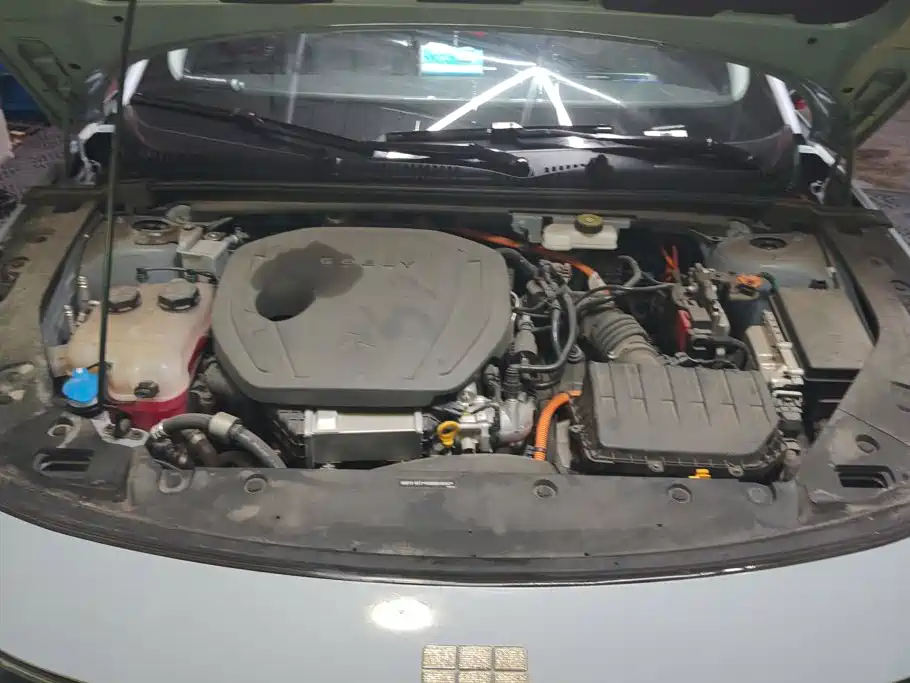 Geely Galaxy Galaxy L6 2024 2024 125km PLUS Soaring Dragon Edition