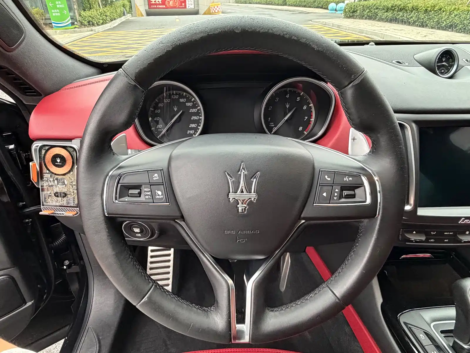 صورة 10 - Maserati Levante