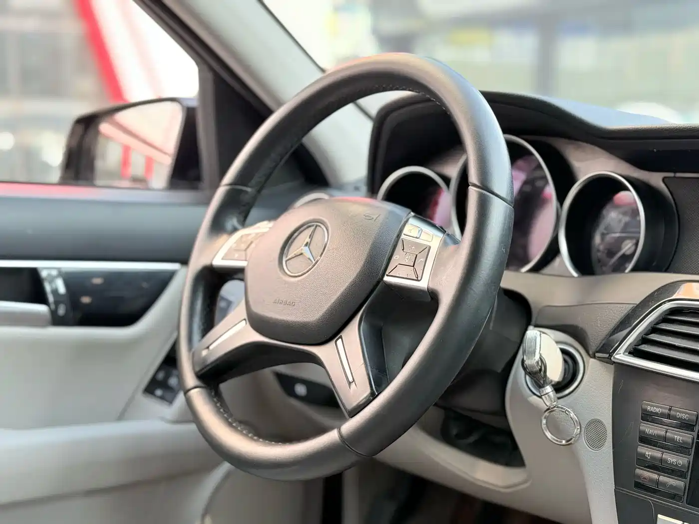 Mercedes-Benz C-Class 2013 C 180 Classic Grand Edition фото 10