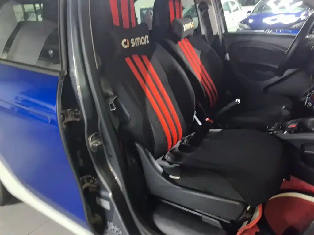 smart forfour 2018 2018 1.0L 52kW Agile Edition