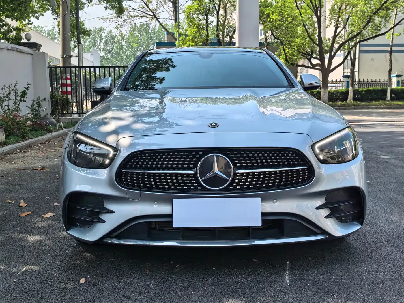 Mercedes-Benz E-Class 2022 E 260 L Sport фото 3